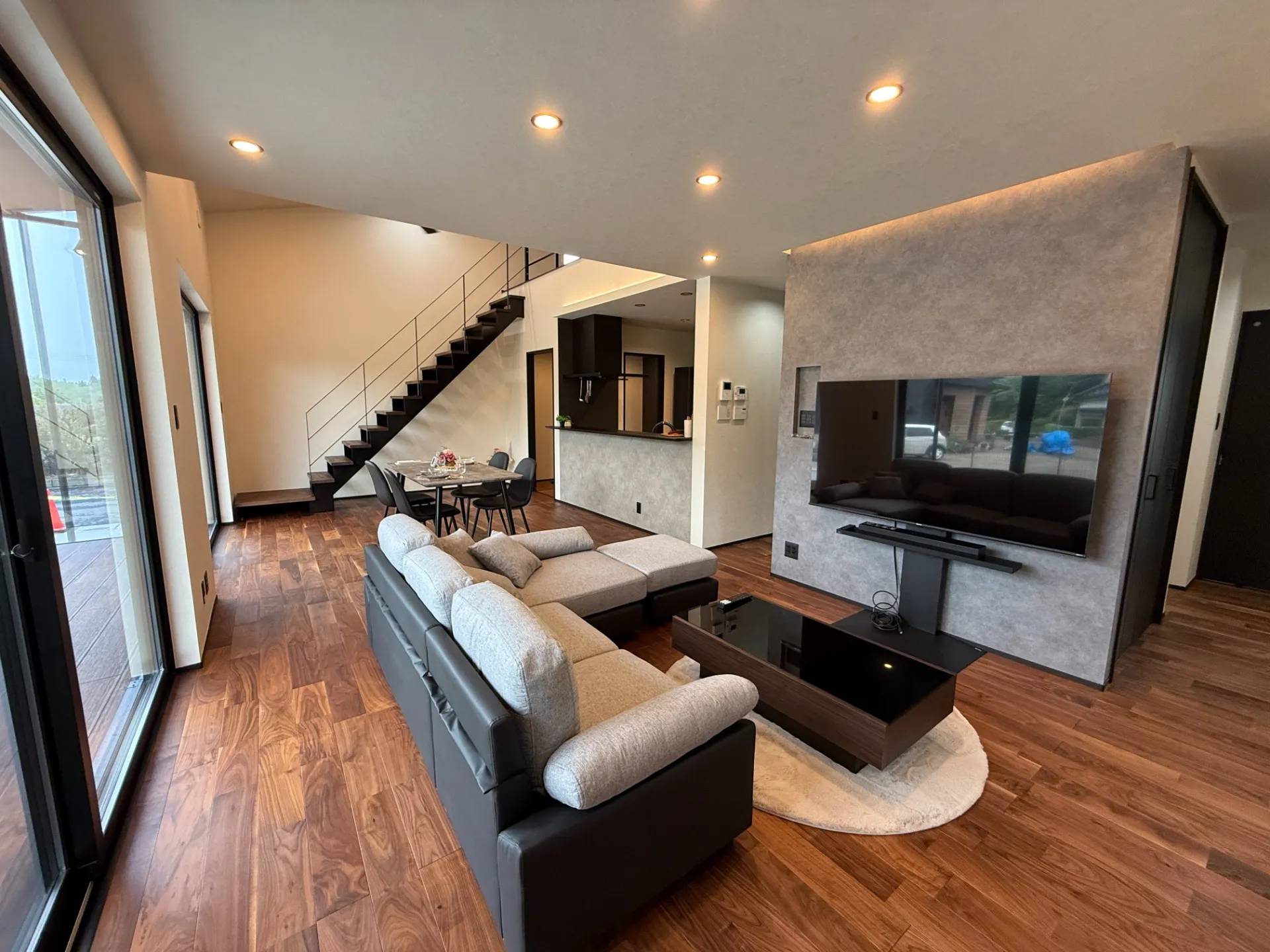 株式会社イオン・ホーム